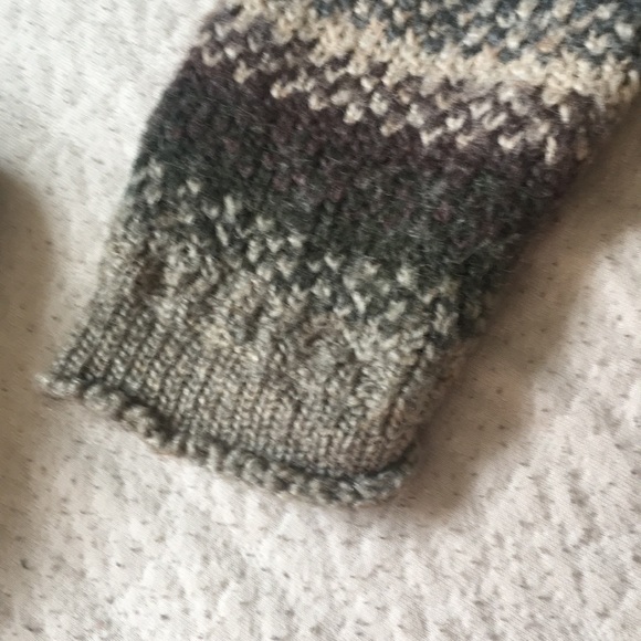 SOLD on different site. Sweater crop top - Picture 2 of 5